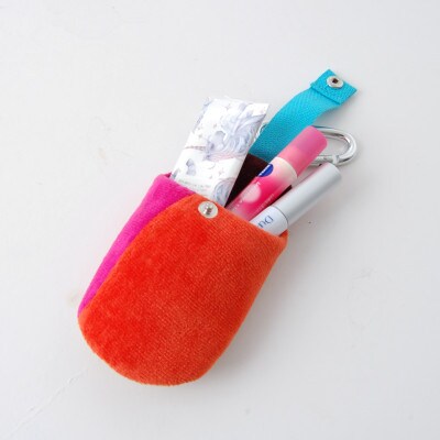 minimynimo カラビナ付き バッグアクセサリー SO+VL
