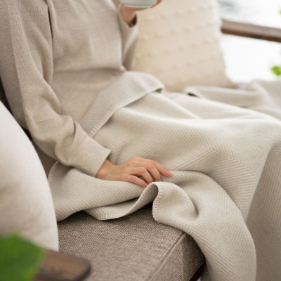 【Woolly】空気を含んだふんわりウール毛布(膝掛サイズ)