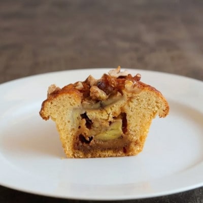 国産バター仕込み 濃厚バナナキャラメルくるみマフィン 4個セット