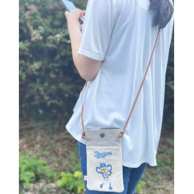 【中日ドラゴンズとのコラボアイテム】のこり染×ドアラスマホショルダーくり