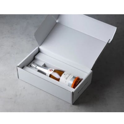 国産苺スパークリングワイン　ミガキイチゴ・ムスー720ml