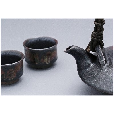 黒千代香(2合×1個)・ぐい呑み(2個)セット(055-1251) | 鹿児島県