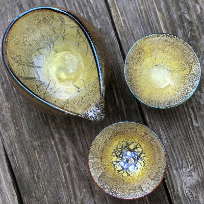 ガラス工芸品】銀彩 飴釉酒器 (片口・盃2個)(077-1040) | 鹿児島 ガラス工芸品】銀彩 飴釉酒器 (片口・盃2個)(077-1040) | 鹿児島