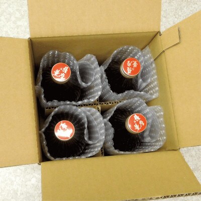 田村の人気銘柄・豊かな香りに力強い純黒(じゅんくろ)小瓶の900ml×4本セット(024-1919)