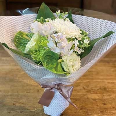 お供え花 お盆 お彼岸 お悔やみに そのまま飾れる生花 アレンジメント お礼品詳細 ふるさと納税なら さとふる