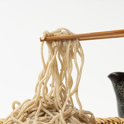 挽きたて打ち立て!十割そばと二八そばを食べ比べ。埼玉地粉本格手打そば4食セット(つゆ付)