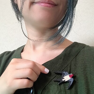 つばめブローチ【和紙貼り絵アクセサリー】