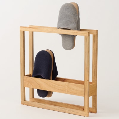 九州のくすのきから生まれたスリッパスタンド(H037113)