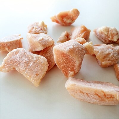 【小分けで便利!】宮崎県産若鶏むね肉切り身 ほぐれやすくて便利な250g×16パック 合計4000g