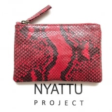 NYATTU PROJECT 天然パイソン革(ヘビ革)フラグメントケース(ポーチ)レッドダイヤ