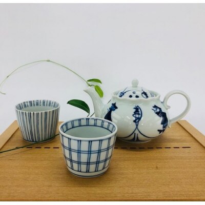 しん窯青花ホットタイム3点セット・輪花ポット+そば猪口(小)2個セット(有田町)