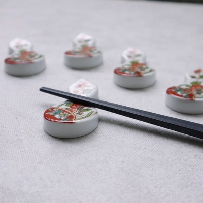 有田焼　瓢型箸置き　錦岩牡丹　5個セット