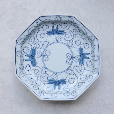 『まるふくオリジナル』有田焼 染付花唐草 21cm 高台皿　A35-714
