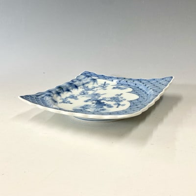 有田焼　中仙窯　中尾英純　染付松竹梅角皿