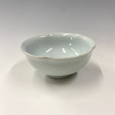 有田焼　中仙窯　中尾恭純　青磁五方押鉢