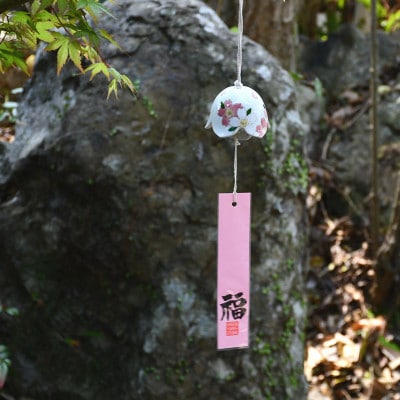 有田焼　手描きのお洒落なインテリア風鈴　花シリーズ(桜)【ARITAYAKI-STORE】