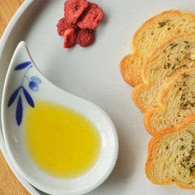 有田焼 まるぶん porchettoトレイ&オリーブしずく皿ホワイト 各2枚 A30-450 有田町