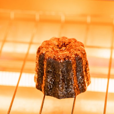 たまご農場直営スイーツ!こだわり卵の食べ応えあり!大きなカヌレ　12個合計600g