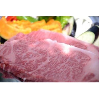 四万十麦酒牛(しまんとビールぎゅう)。牛肉のステーキ(1～2枚)計400g