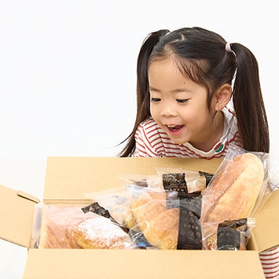 トカトカ パン満喫セット 16種18個 食パン 菓子パン 惣菜パン 詰め合わせ 北海道産小麦使用