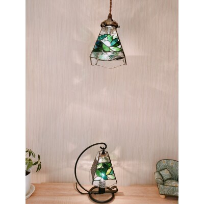 ステンドグラス【リーフのペンダントランプ】希少ドイツ製ガラスほか　電球付き(申し込み後生産)