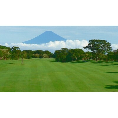 【天城高原ゴルフコース】平日2名様ゴルフプレー券　ゴルフボール1スリーブ(3球)付