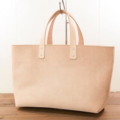 床革トートバッグ ナチュラル お礼品詳細 ふるさと納税なら さとふる