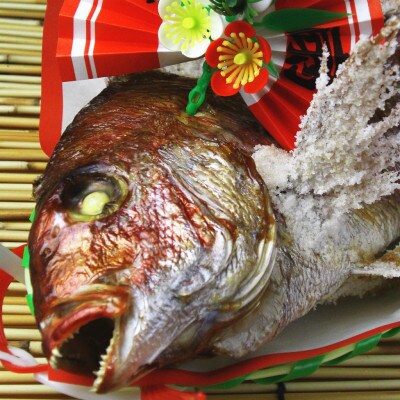 《愛媛真鯛1.7kg 炭火焼》お頭付き祝い鯛　レシピ・祝い飾り付き