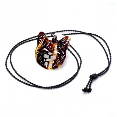 べっ甲製あくび猫ペンダント