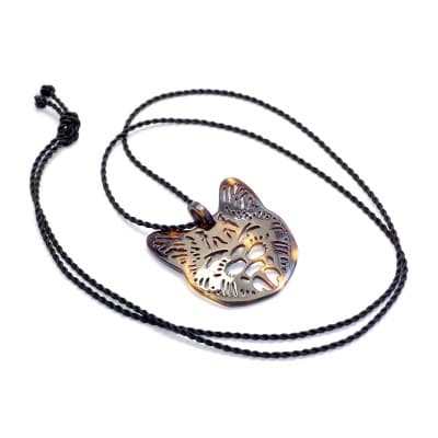 べっ甲製あくび猫ペンダント