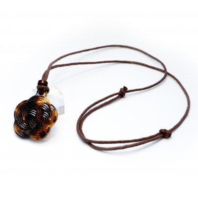 【べっ甲】《Mizuhiki シリーズ》Azalea ペンダント