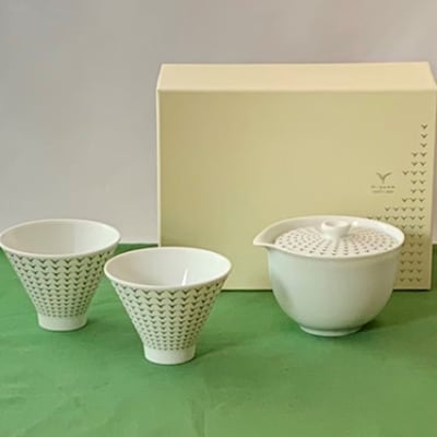 【miyama.】お茶を余すところなく美味しく楽しむ為の急須と煎茶碗のセット(深蒸濃青緑)