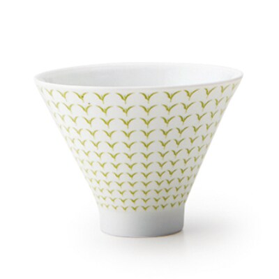 【miyama.】お茶を余すところなく美味しく楽しむ為の急須と煎茶碗のセット(新芽黄茶)