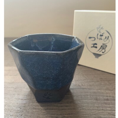 つばめ工房　黒土ロックカップ　氷裂貫入釉(青)
