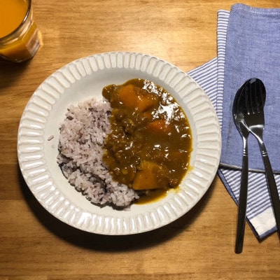 【美濃焼/みずなみ焼】シックな北欧風食器 しのぎカレー&パスタ皿2枚セット(窯変ホワイト)山喜製陶