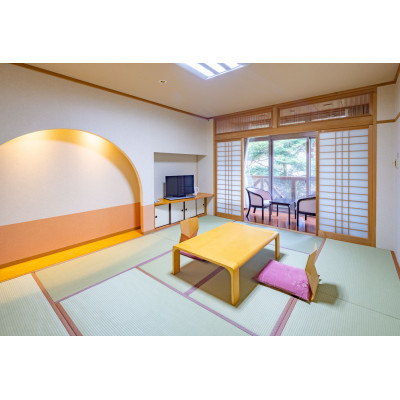 ホテル ピコ ラナイ えびの高原一泊二食付きペア宿泊券(和室10畳)