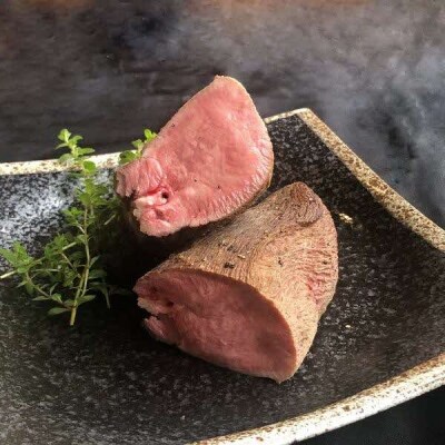 ロースト牛タンブロック500g 自家製ソース付 お礼品詳細 ふるさと納税なら さとふる