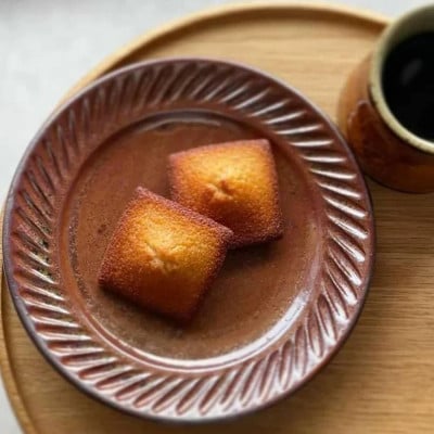 パティシエ歴35年が作る　バターにこだわった　自慢のフィナンシェ　プレーン味　12個入