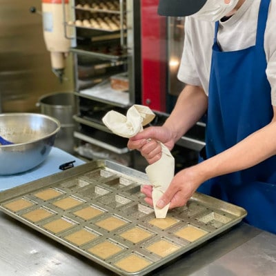 パティシエ歴35年が作る　バターにこだわった　自慢のフィナンシェ　プレーン味　12個入