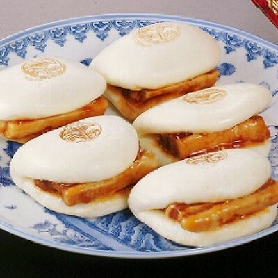 【発送月固定定期便】 自慢の逸品、豚角煮まんじゅう10個入り全4回