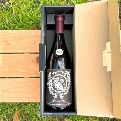 兎ッ兎ワイン「メルロ2019 樽醗酵樽熟成Medium」