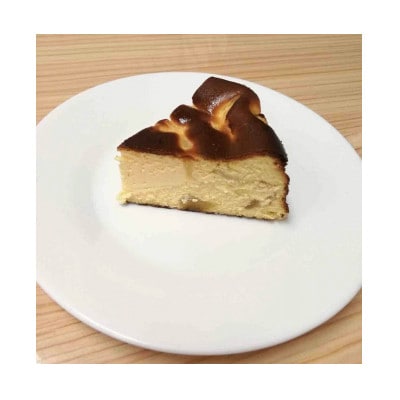 りんごのバスクチーズケーキ　ホールケーキ