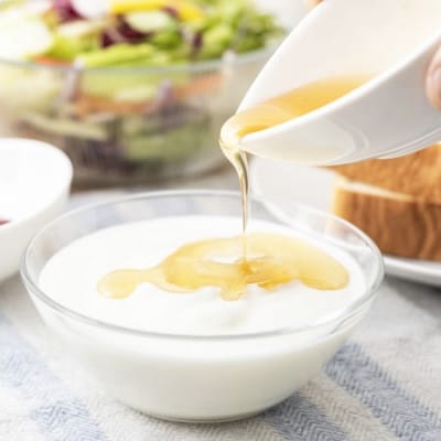 秋田県産 アカシヤ蜂蜜 180g×1個