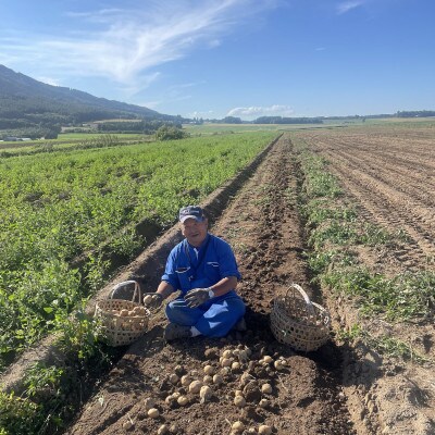 【2024年2月より順次発送】宇野さんの手拾い手選別の越冬じゃがいも　5kg(1玉60～80g)