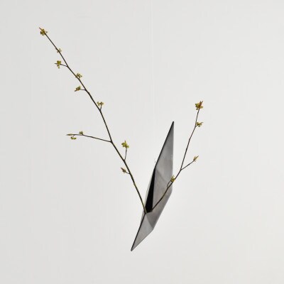 海外展示会出展 スタイリッシュな花器 ハンギングベース パーカライズ
