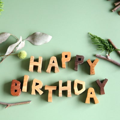 【アルファベットブロック】HAPPY BIRTHDAY　小さな木のインテリア　木製ブロック