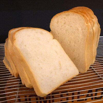 食パン3種と自家製ウィンナーのチーズドッグ2本(食品添加物不使用)　※食パンのみスライスしております