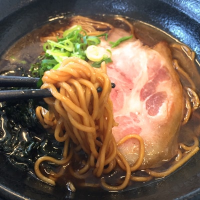 室蘭黒醤油ラーメン5食入り(ラーメンスープ約170ml×5、中華麺140g×5、チャーシュー×10)