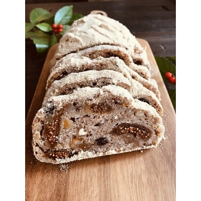 手作り自家製酵母で作ったドライフルーツシュトーレン と 全粒粉100%クッキー