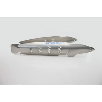 使うたびに愛着が湧く、雷魚がモデルのチタン製トング (250mm)